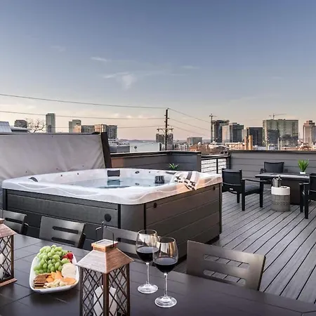 Urban Row - Rooftop Hottub - Heart Of Gulch Nashville