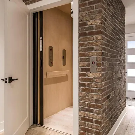 Edgehill Duo - 2 Townhomes - Mins Vanderbilt Holiday home