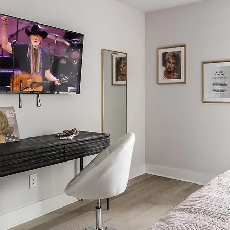 Edgehill Duo - 2 Townhomes - Mins Vanderbilt Holiday home Nashville
