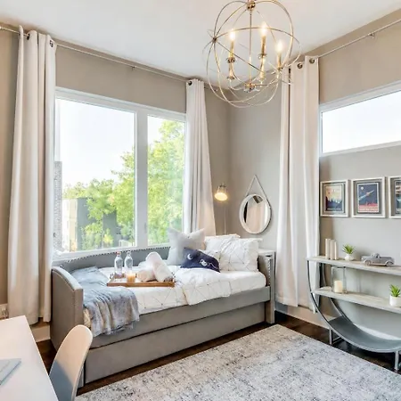New Nashvegas Downtown Rooftop Views 13beds * Nashville