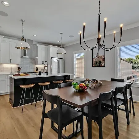 Holiday home Tenor - Private Rooftop - 8 Mins To Broadway Nashville