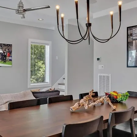 Tenor - Private Rooftop - 8 Mins To Broadway Holiday home