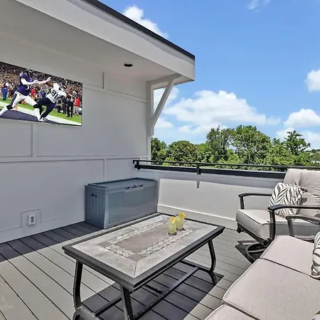 Tenor - Private Rooftop - 8 Mins To Broadway Holiday home Nashville