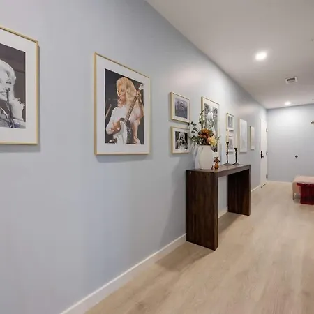 Hyve-the Dolly Parton Experience-private Balcony Holiday home Nashville