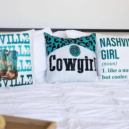 Notes - Sleeps 8 - Mins To Broadway! Nashville