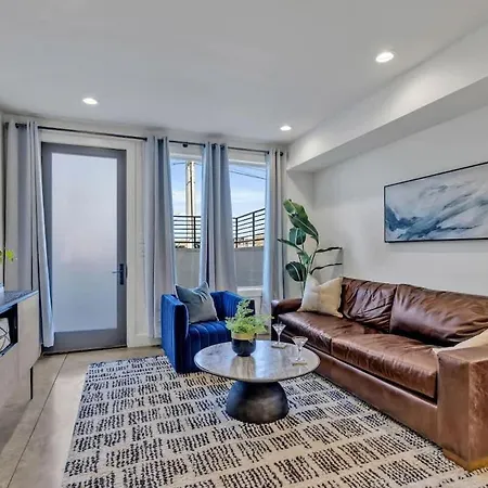 Enchant - Stunning Views - Modern Luxe * Nashville