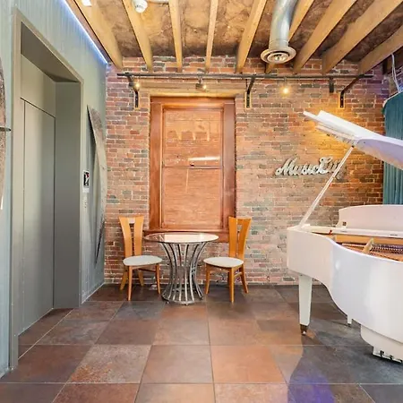 Jamloft - Printers Alley - Walk To Broadway Holiday home *