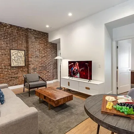 The Saddlery-tracklist-2 Units-walk To Broadway Holiday home Nashville