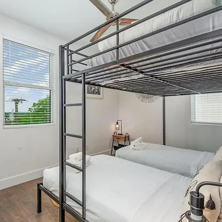 Double Time - Ping-pong Table - Mins To Germantown *