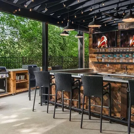 Holiday home Lowkey - Pool & Gym - Mins To Broadway Nashville