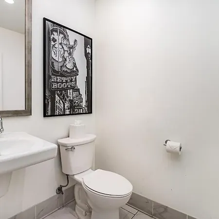 The Saddlery - The Vault - 2 Min Walk To Broadway Holiday home