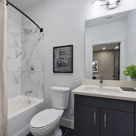 Holiday home Twin Notes - Odyssey - 2 Units - Mins To Broadway Nashville