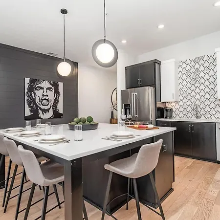 The Acklen-private Balcony-4 Mins To Broadway * Nashville