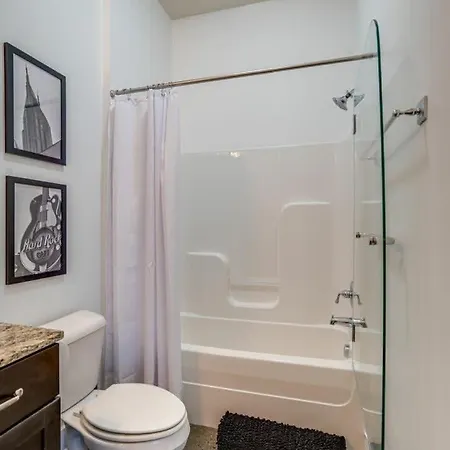 Lofts At 30th-maestro-2 Units-mins To Broadway *