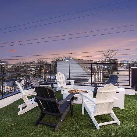 Holiday home Sunset-expansive Patio & Hot Tub-mins To Broadway Nashville