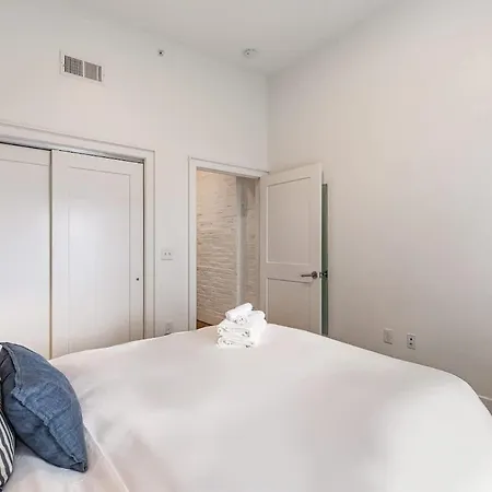 The Saddlery-southern Set-2 Units-walk To Broadway *