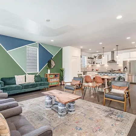 Holiday home Riff & Rest - 2 Stylish Homes - Mins To Germantown Nashville