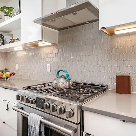 Riff & Rest - 2 Stylish Homes - Mins To Germantown Nashville