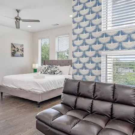 Holiday home Riff & Rest - 2 Stylish Homes - Mins To Germantown Nashville