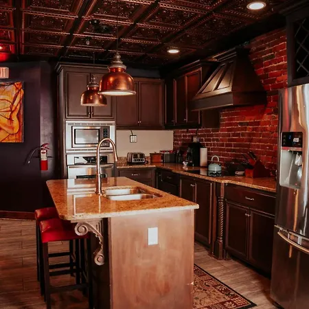 Printers Alley Downtown Mansion Holiday home Nashville