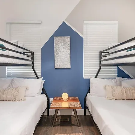 Hurst House - 4 Stylish Homes - Mins To Germantown