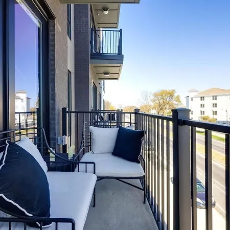 Twin Notes - Odyssey - 2 Units - Mins To Broadway * Nashville