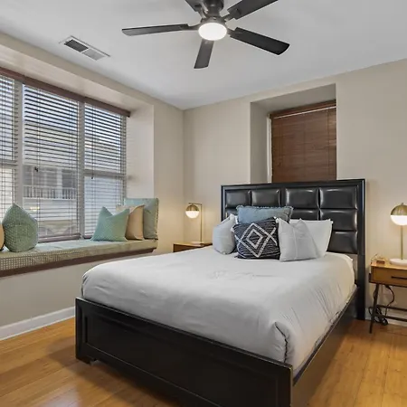 Of Downtown Nashville! Apartment *