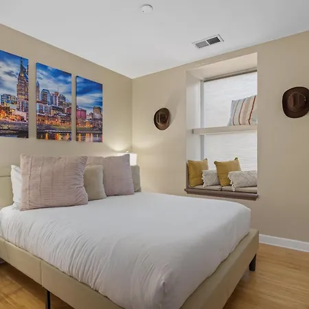 Of Downtown Nashville! Apartment Nashville