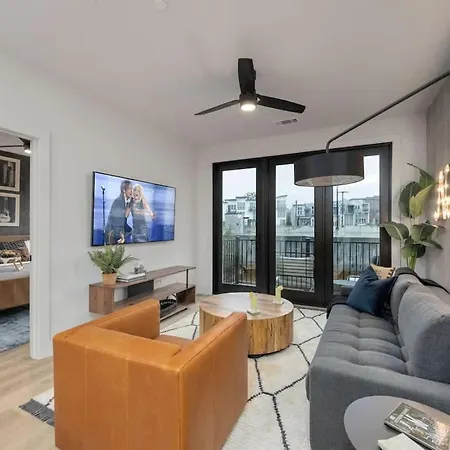 Symphony - Odyssey - Mins To Broadway - Pool & Gym * Nashville