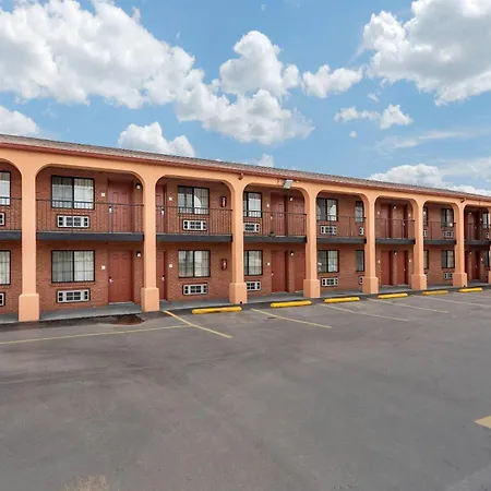 Econo North 3* Nashville