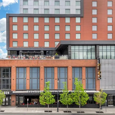 Hotel Cambria Downtown 4*