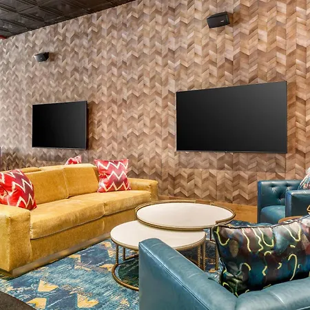 Hotel Cambria Downtown Nashville