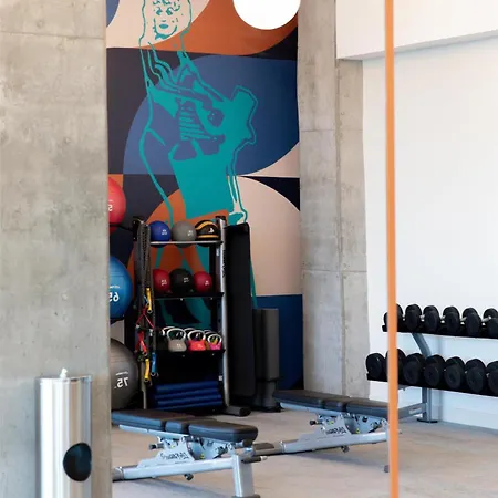 Hyatt Centric Downtown Hotel 4*