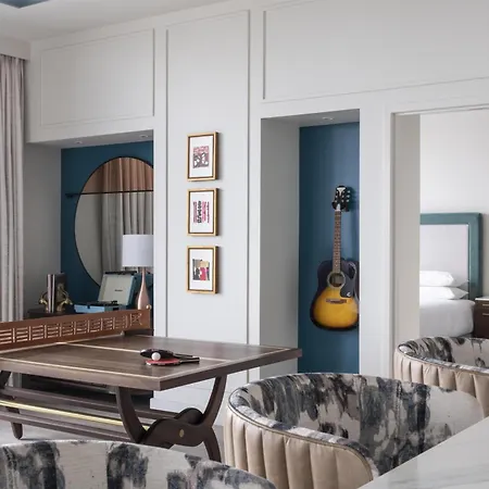 Hyatt Centric Downtown Hotel 4*