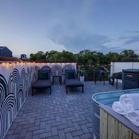 Holiday home The Willow - Rooftop Lounge With Skyline Views