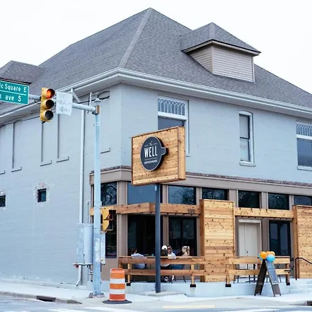 Twin Belmont Homes W 8 King 4 Living Sleep Up To 24 Guests Walk To Belmont & Vanderbilt Near Music Row The Gulch & 12 South 2 Miles To Broadway Smart Tvs Parking 24 Hr Hospitality Holiday home *