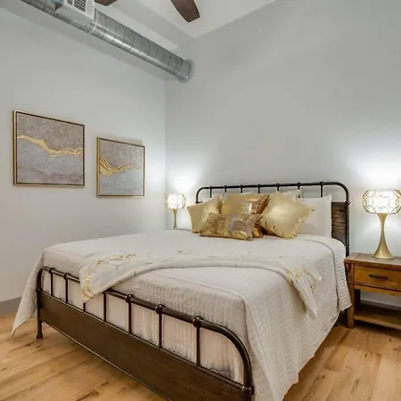 The Majestic Lofts * Nashville