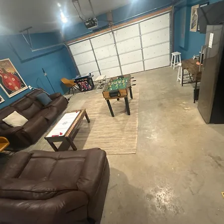 Opry House Near Grand Ole Opry, Sleeps 10 *