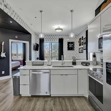 The Outlaw In Downtown By Nautical Holiday home Nashville