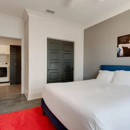Holiday home Mural The Gulch Townhome Near Broadway | Sleeps 12 Nashville