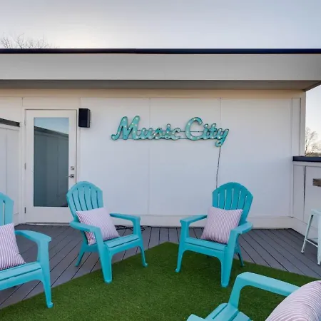 Music Valley Pad, Rooftop, 5 Min To Opry Holiday home *