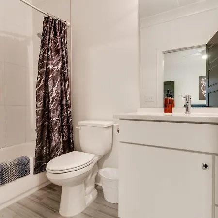 Holiday home Mural The Gulch Townhome Near Broadway | Sleeps 12 Nashville