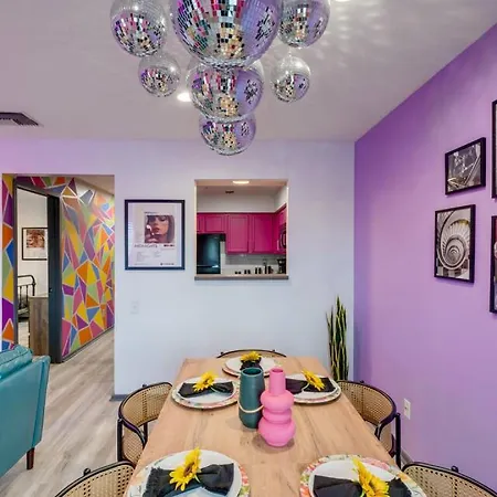 Chic Retreat, River Views And Vip Vibes Apartment