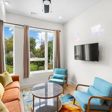 East Cozy Retreat * Nashville