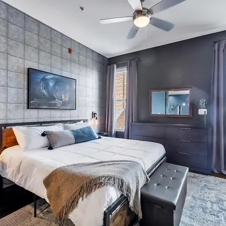The Barrelhouse Loft In West End Near Vandy And Centennial Holiday home Nashville