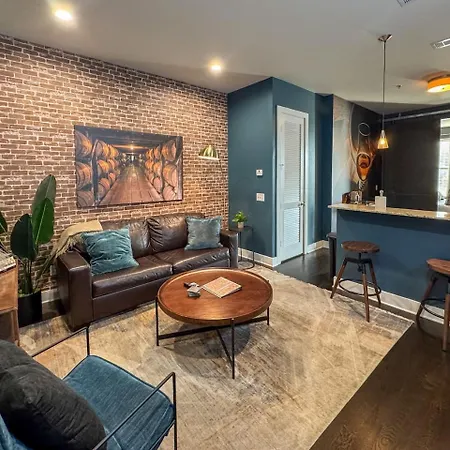 The Barrelhouse Loft In West End Near Vandy And Centennial