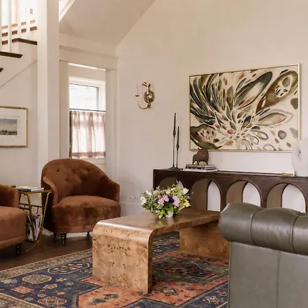 Sylvan Park Boarding House 3*