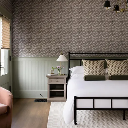 Hotel Sylvan Park Boarding House 3*