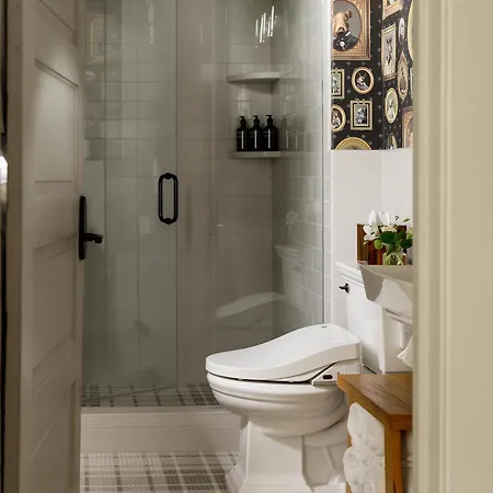 Sylvan Park Boarding House Hotel