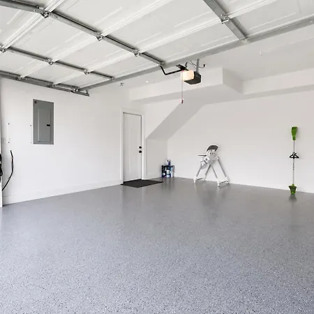 Floyds Place 3Br Rooftop Near Geodis And Broadway Holiday home *